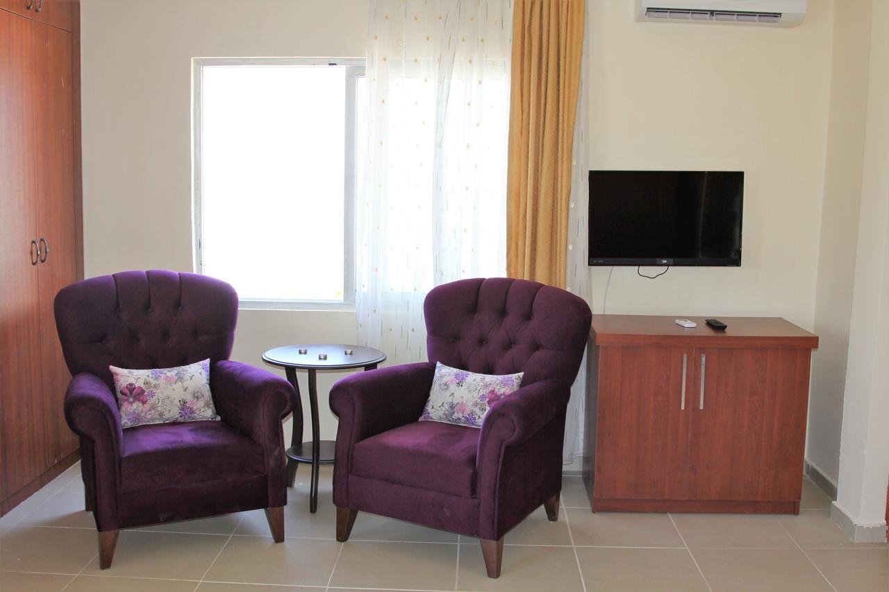 Kasgar Court Hotel Agia Varvara Exterior photo