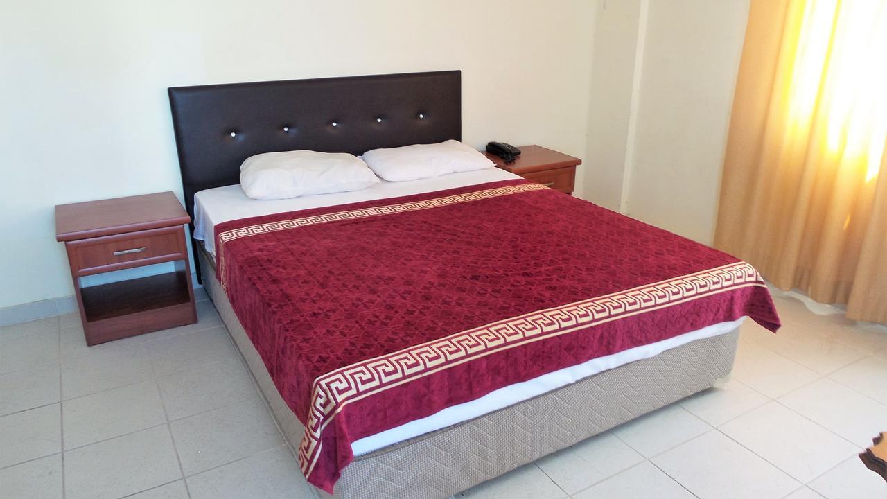 Kasgar Court Hotel Agia Varvara Exterior photo