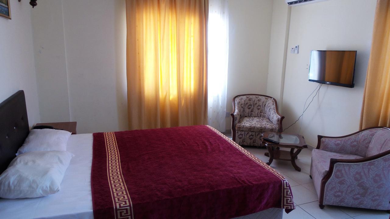 Kasgar Court Hotel Agia Varvara Exterior photo
